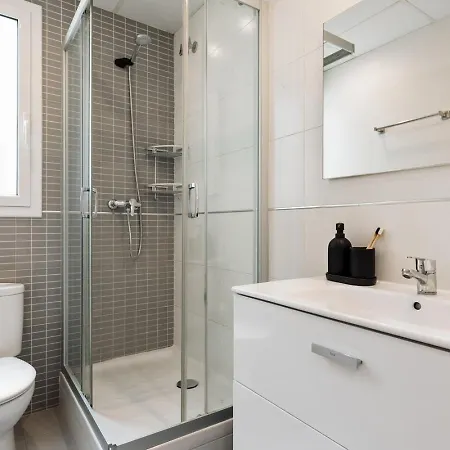 Neu - 2 Bedrooms And Terrace In Eixample Esquerra Apartmán Barcelona