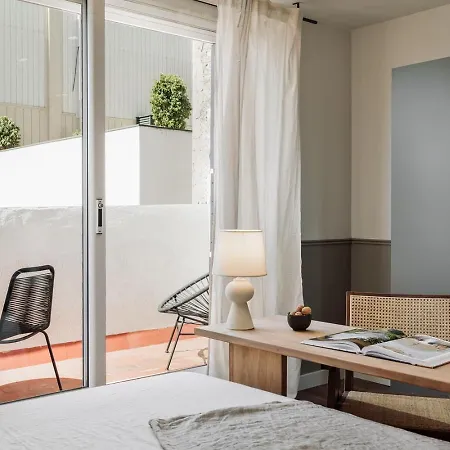 Apartment Neu - 2 Bedrooms And Terrace In Eixample Esquerra