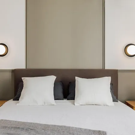 Apartment Neu - 2 Bedrooms And Terrace In Eixample Esquerra